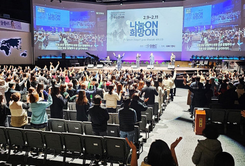 미주복음방송의 상반기 행사인 2024나눔On희망On 컨서트가 은혜가운데 남가주동신교회, 주님의영광교회, 베델교회 등 3일간 3개 교회에서 개최됐다. 사진은 주님의영광교회 (미주복음방송제공)