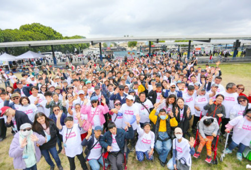 ‘발달장애인을 위한 제 41 회 사랑의마당축제’가 5 월 17 일(토), 오렌지카운티 부에나팍 지역에 위치한 ‘Buena Park Middle School’에서 열렸다.