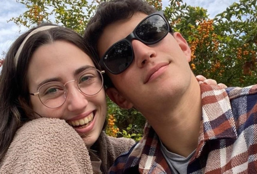 수류탄을 덮쳐 약혼녀(왼쪽)를 구한 네타 엡스타인        [CTV 홈페이지]